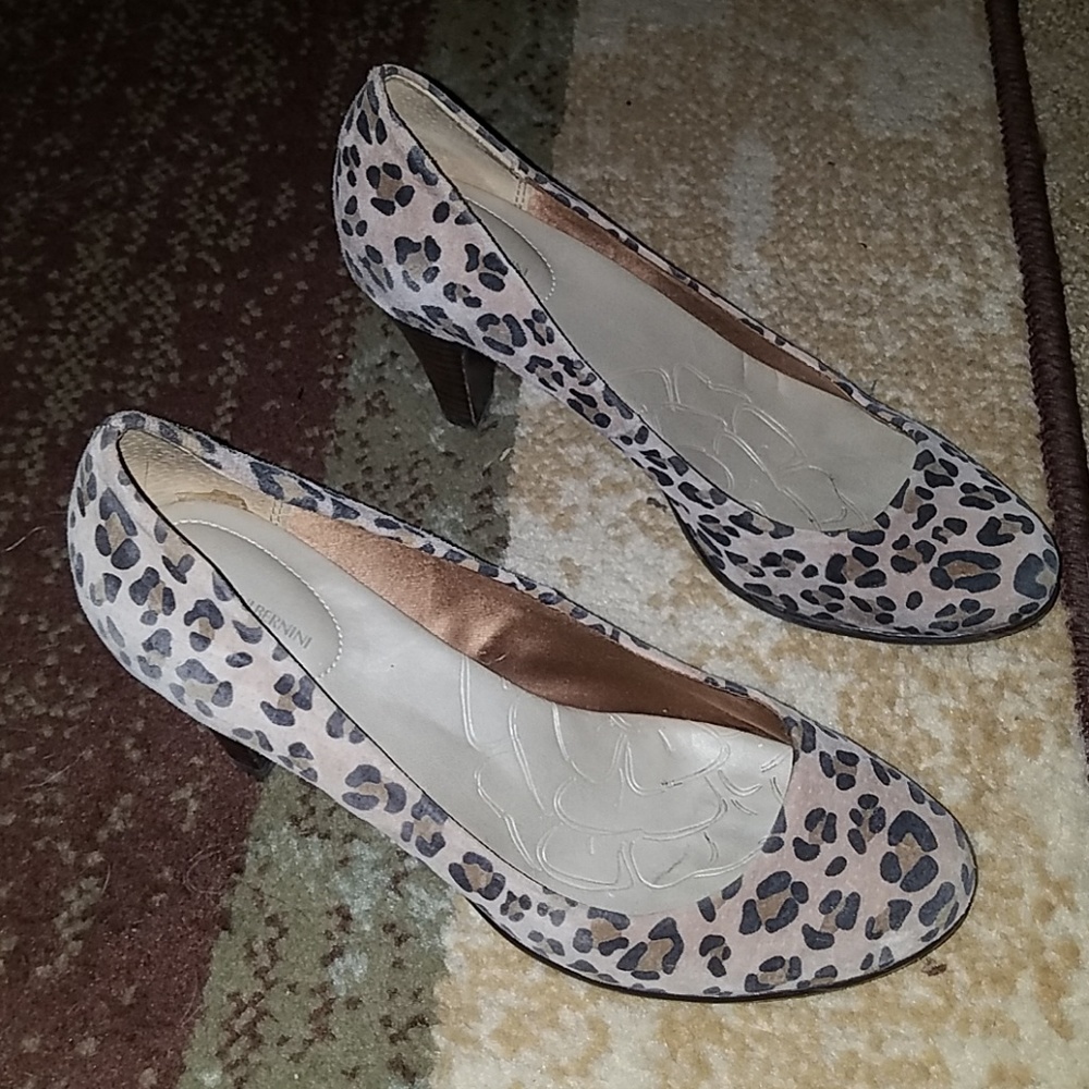 Ciani Bernini heel size 6